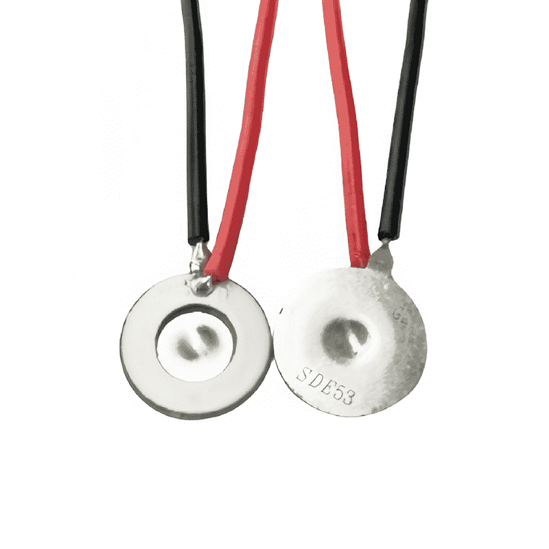 نماذج صغيرة من قرص التفتيت الشبكي الصغير ذو الفتحات الصغيرة Φ8 مم المطبق على رذاذ الفم، ورذاذ الأنف، وترطيب العلاج العطري بالميكرون، وألعاب الرذاذ المنعشة، قرص التفتيت